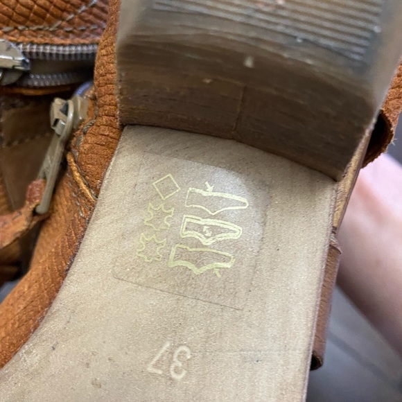 Leather bootie Sandal - Picture 6 of 7